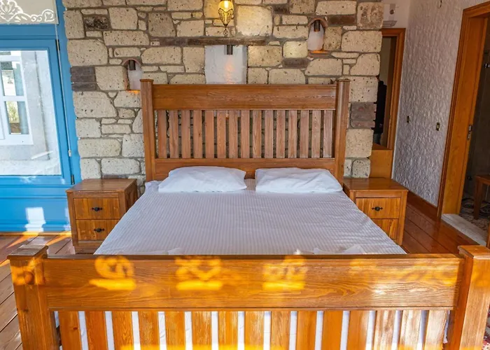 Fener Burnunda Denize Sifir Orjinaltas Malikane