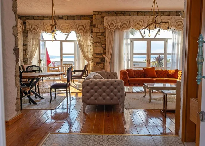 Вілла Fener Burnunda Denize Sifir Orjinaltas Malikane Чешме