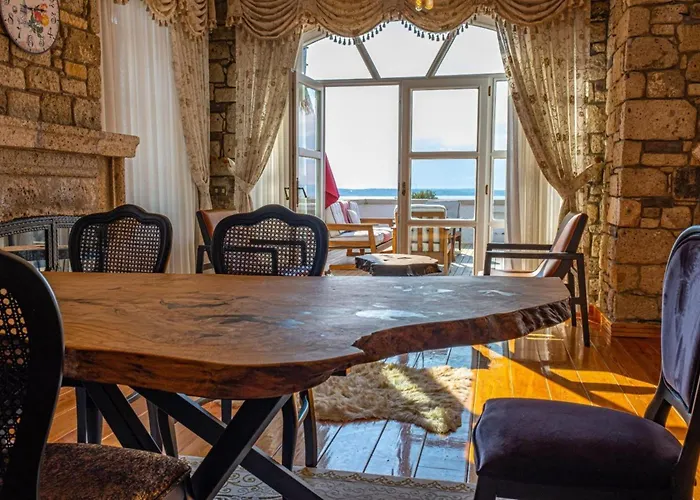 Вілла Fener Burnunda Denize Sifir Orjinaltas Malikane Чешме