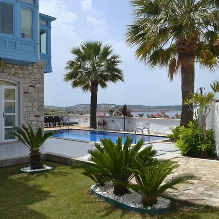 Fener Burnunda Denize Sifir Orjinaltas Malikane * Cesme
