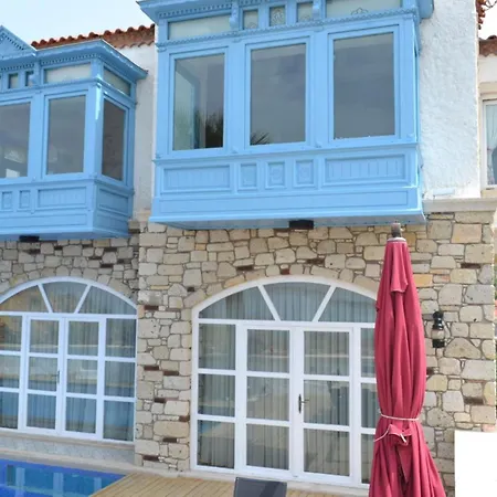 别墅 Fener Burnunda Denize Sifir Orjinaltas Malikane *