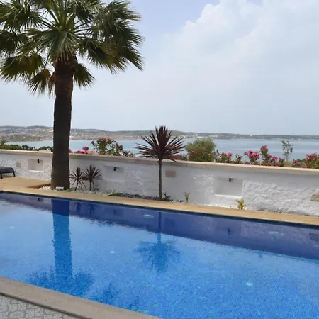 Fener Burnunda Denize Sifir Orjinaltas Malikane 빌라