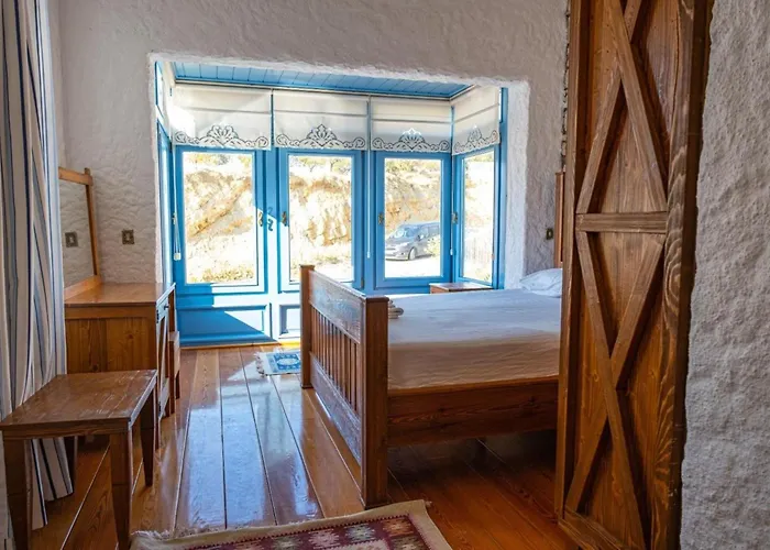 Fener Burnunda Denize Sifir Orjinaltas Malikane *